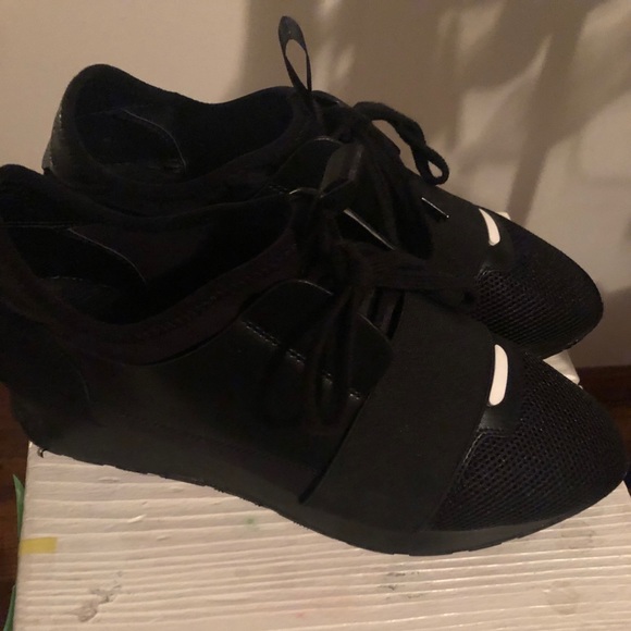 Balenciaga Race Runner - Picture 1 of 3